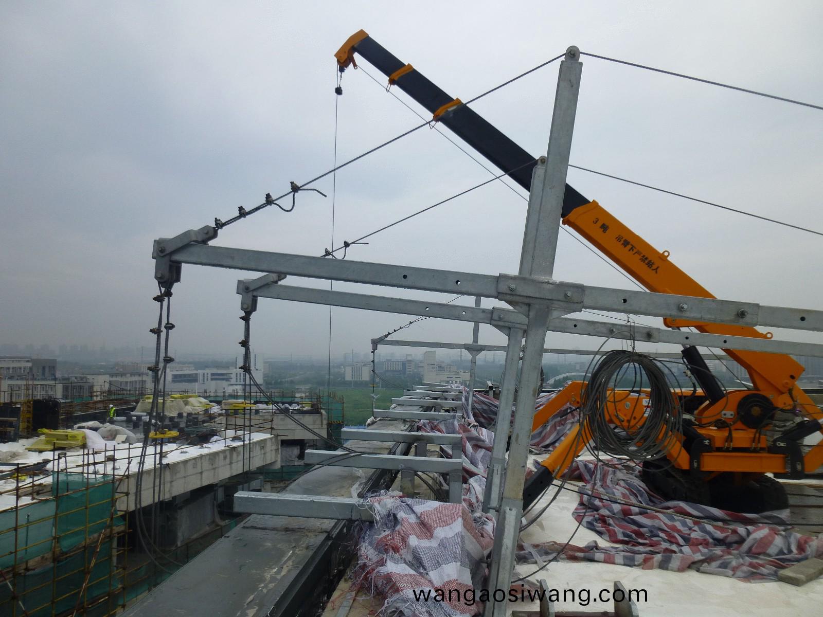 履帶(dai)式起(qi)重機圖片(pian)